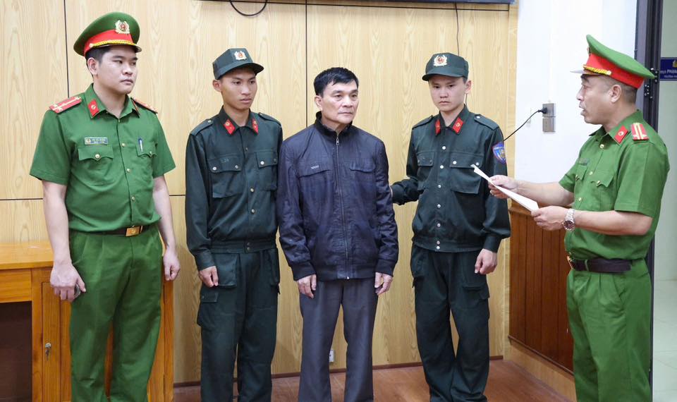 Ch&acirc;n dung 10 Gi&aacute;m đốc, Ph&oacute; Gi&aacute;m đốc, kế to&aacute;n vừa bị C&ocirc;ng an bắt khẩn cấp trong chuy&ecirc;n &aacute;n đặc biệt lớn - Ảnh 5.