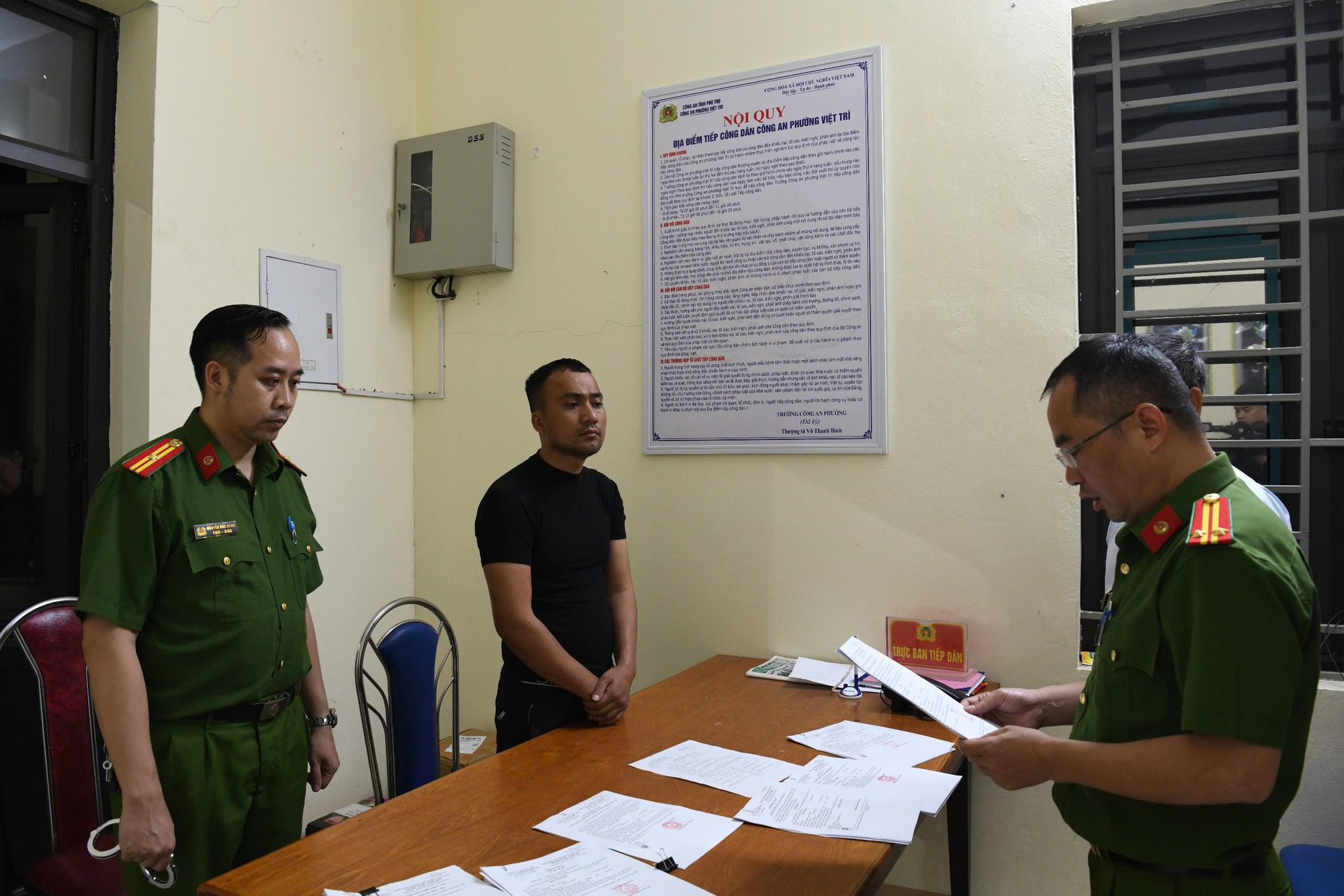 Ch&acirc;n dung 10 Gi&aacute;m đốc, Ph&oacute; Gi&aacute;m đốc, kế to&aacute;n vừa bị C&ocirc;ng an bắt khẩn cấp trong chuy&ecirc;n &aacute;n đặc biệt lớn - Ảnh 13.