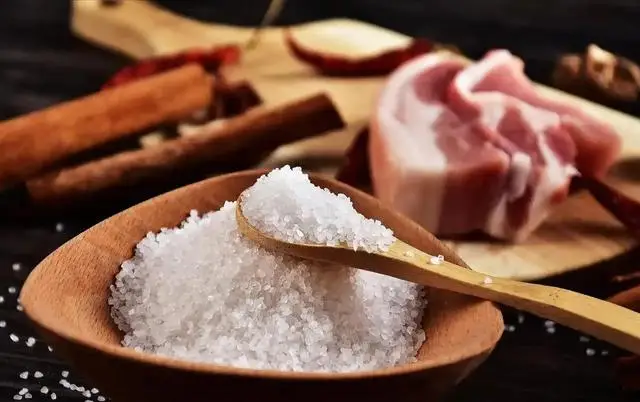 C&agrave; chua c&oacute; thật sự l&agrave; &ldquo;thủ phạm&rdquo; l&agrave;m tăng creatinine? Muốn thận khỏe, h&atilde;y bổ sung ngay 5 thực phẩm n&agrave;y - Ảnh 3.