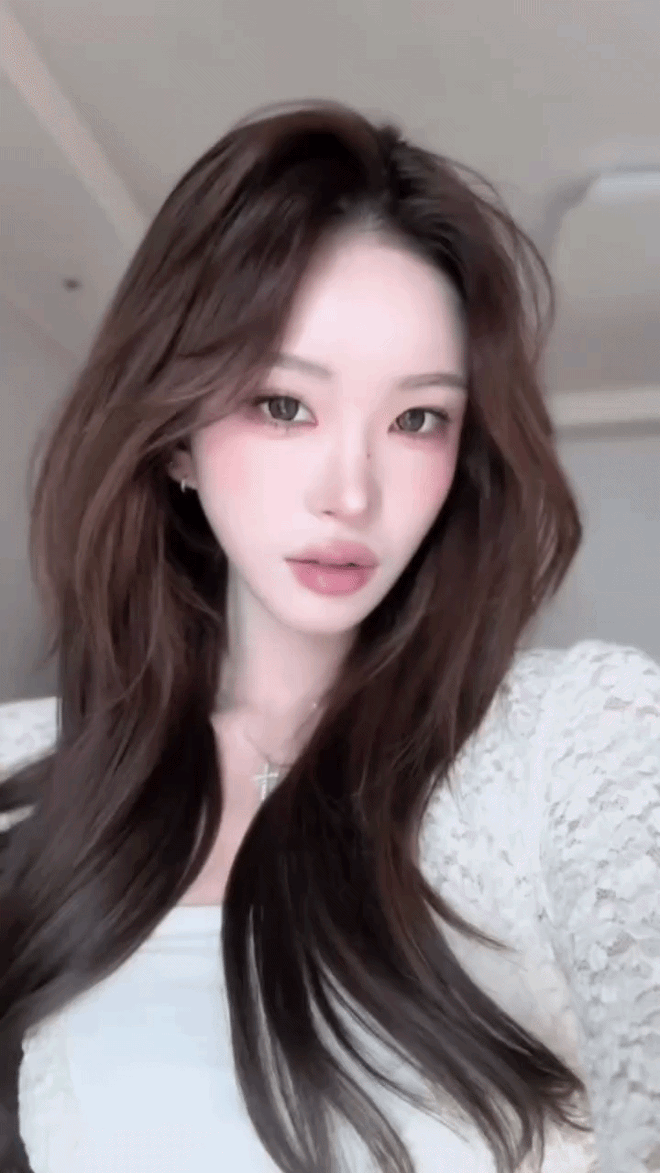 Con g&aacute;i cố diễn vi&ecirc;n Choi Jin Sil c&ocirc;ng khai mặt mộc hậu giảm 55kg, so với khi makeup kh&ocirc;ng kh&aacute;c g&igrave; &ldquo;thay đầu&rdquo; - Ảnh 2.