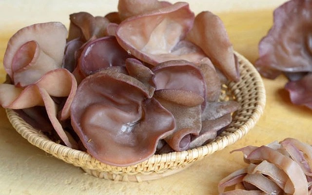 Ba loại rau củ tưởng b&igrave;nh thường nhưng lại l&agrave; &lsquo;vũ kh&iacute;&rsquo; l&agrave;m sạch đường ruột, thanh lọc cơ thể ai cũng cần biết! - Ảnh 2.