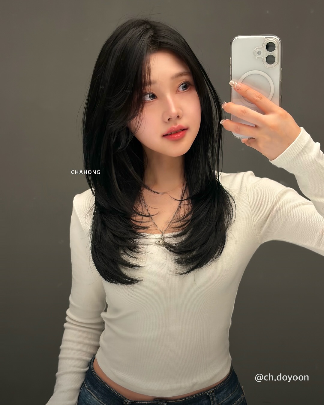 5 Xu hướng tóc đen hè 2026 giúp diện mạo trẻ trung và thanh lịch cho phái đẹp - Ảnh 3. 5 Xu hướng tóc đen hè 2026 giúp diện mạo trẻ trung và thanh lịch cho phái đẹp - Ảnh 3.