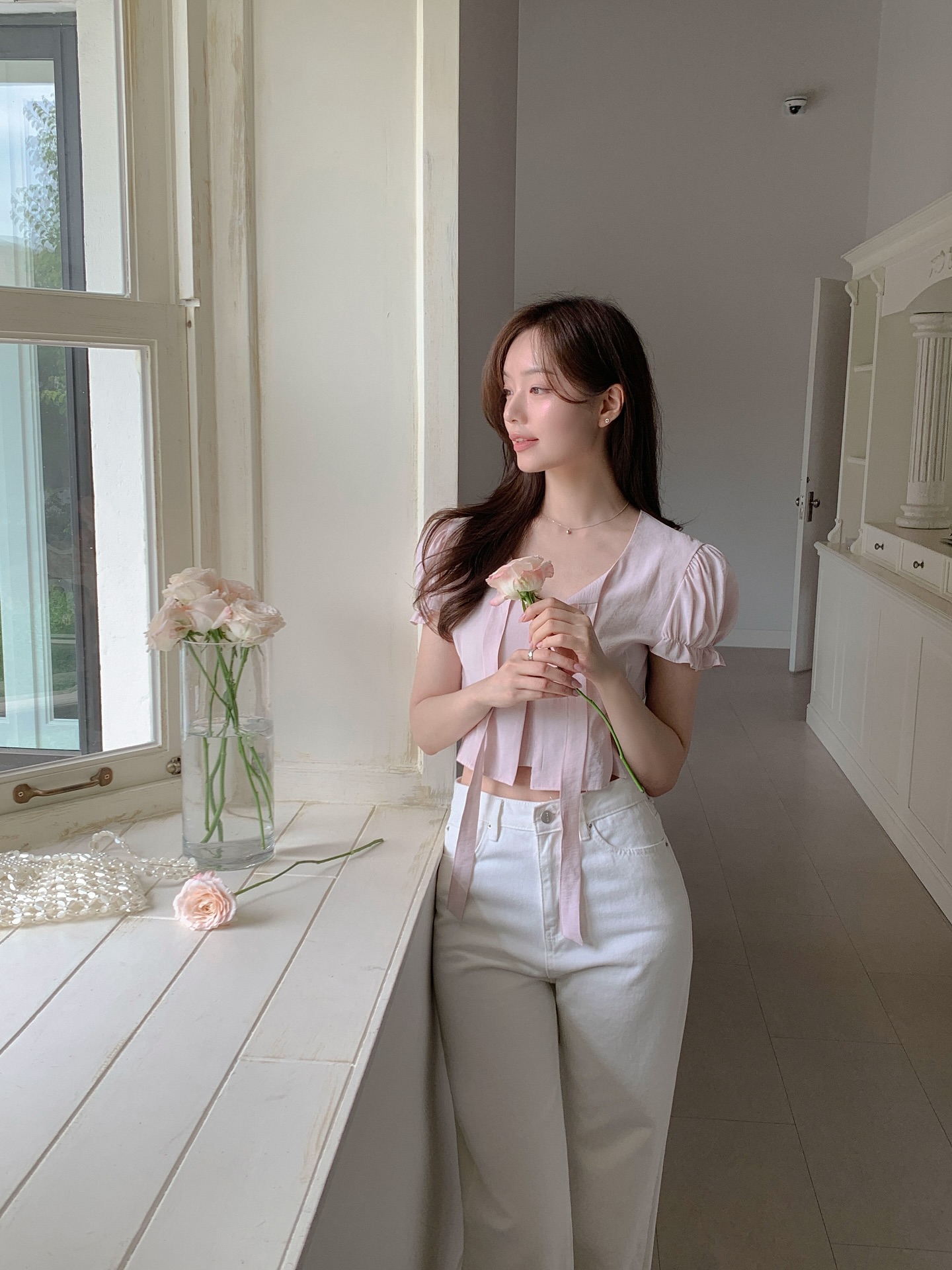 5 Công thức mặc đồ mùa hè giúp chị em hack tuổi hiệu quả năm 2026 - Ảnh 3. 5 Công thức mặc đồ mùa hè giúp chị em hack tuổi hiệu quả năm 2026 - Ảnh 3.