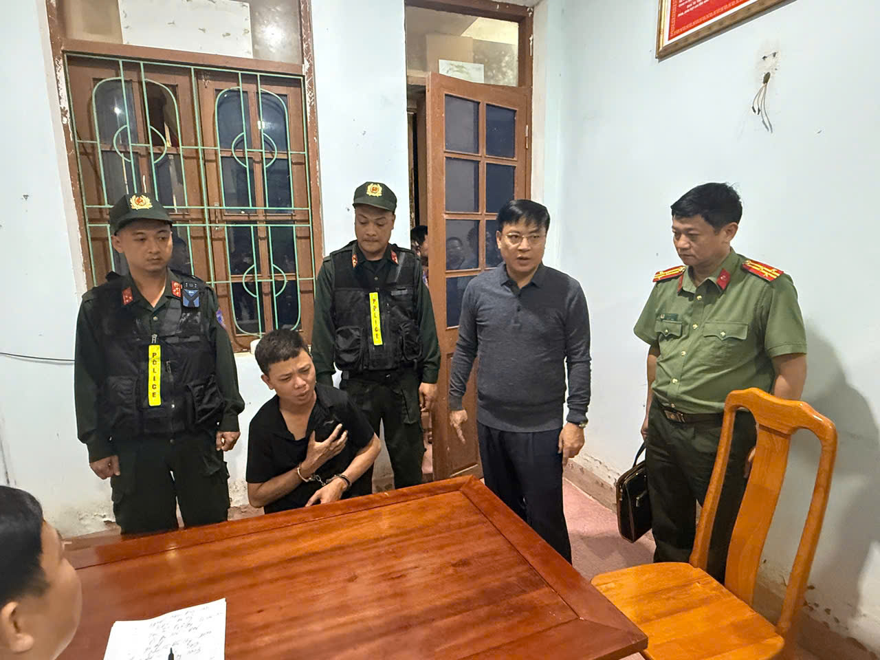 Người đàn ông sát hại tài xế và mẹ vợ ở Quảng Trị: Bi kịch gia đình - Ảnh 3. Người đàn ông sát hại tài xế và mẹ vợ ở Quảng Trị: Bi kịch gia đình - Ảnh 3.