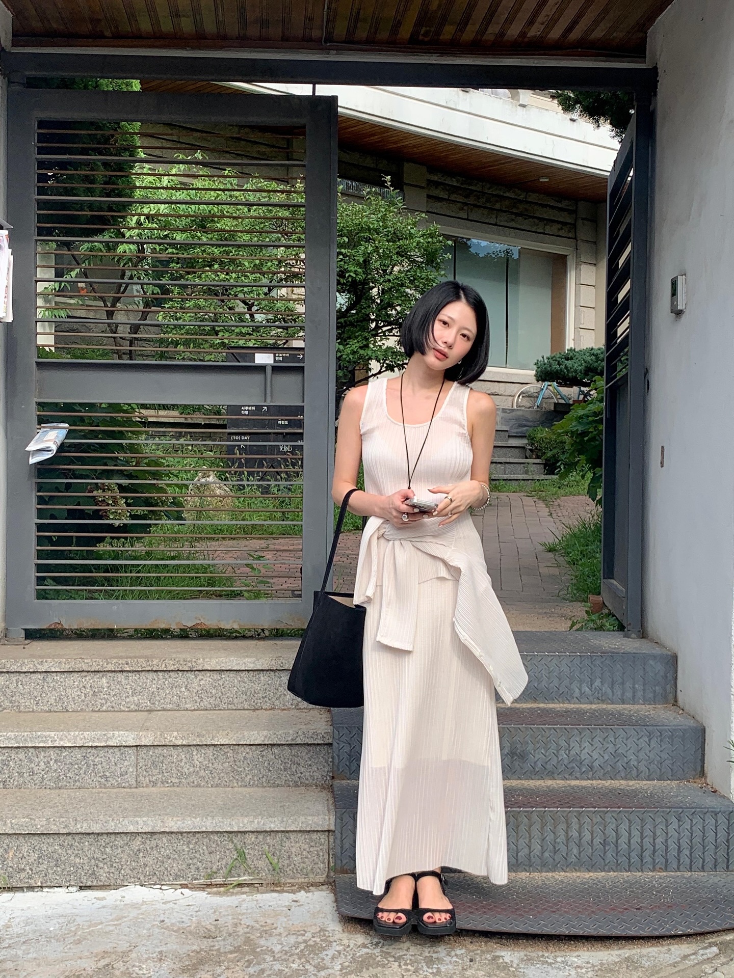 5 Xu hướng thời trang hè 2026: Item xinh tươi và dễ phối đồ cho Chị em - Ảnh 7. 5 Xu hướng thời trang hè 2026: Item xinh tươi và dễ phối đồ cho Chị em - Ảnh 7.