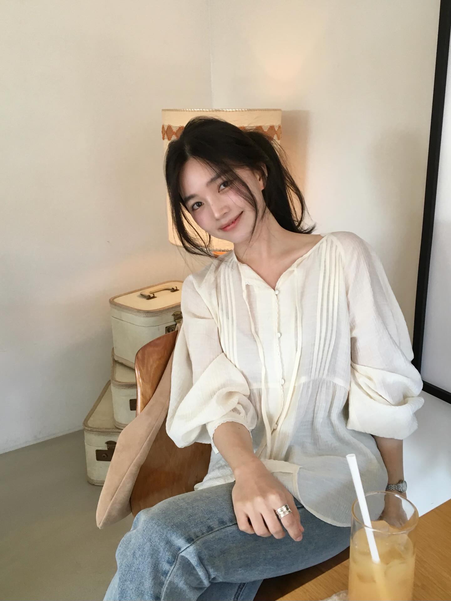 5 Xu hướng thời trang hè 2026: Item xinh tươi và dễ phối đồ cho Chị em - Ảnh 2. 5 Xu hướng thời trang hè 2026: Item xinh tươi và dễ phối đồ cho Chị em - Ảnh 2.