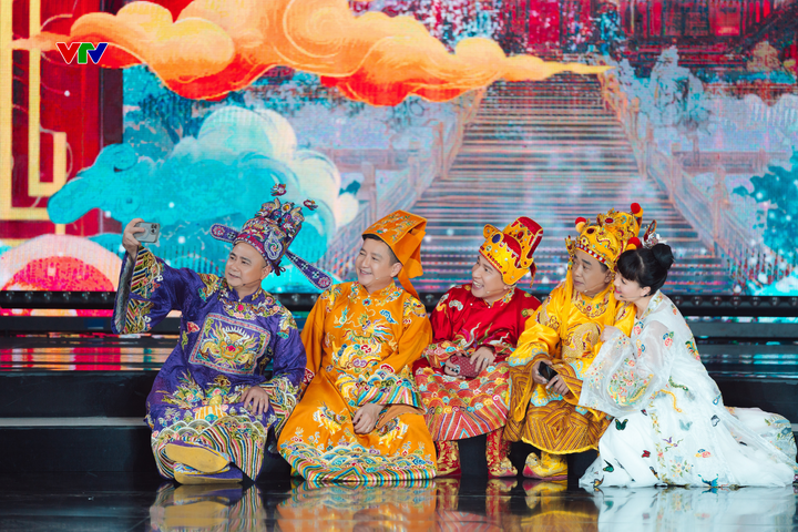 Hậu trường chuẩn bị cho T&aacute;o qu&acirc;n 2026: Nghệ sĩ nỗ lực mang đến những khoảnh khắc đ&aacute;ng nhớ - Ảnh 12.