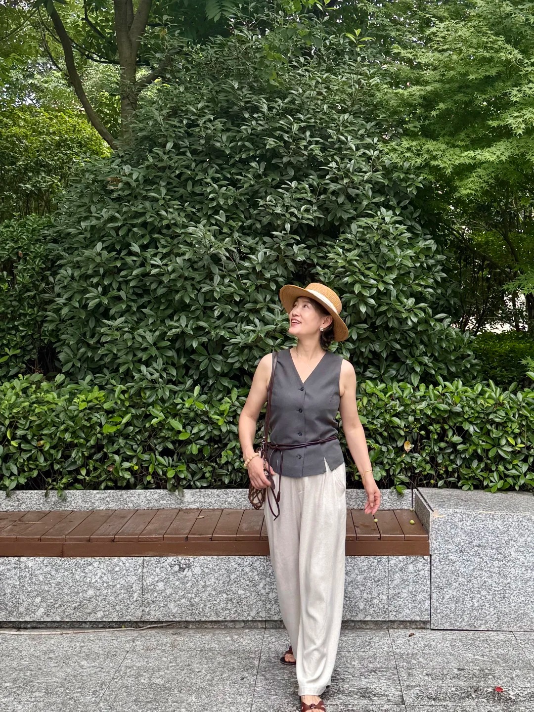 Tự tin ở tuổi trung ni&ecirc;n: D&igrave; Trần 60 tuổi v&agrave; phong c&aacute;ch thời trang kh&ocirc;ng tuổi - Ảnh 5.