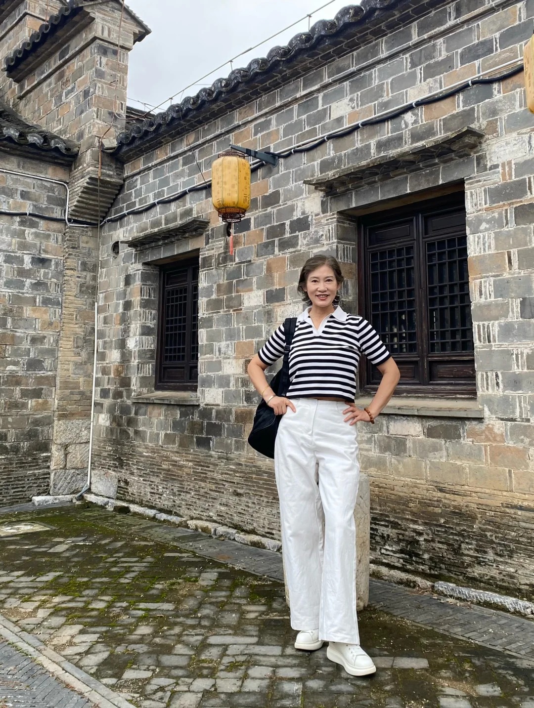 Tự tin ở tuổi trung ni&ecirc;n: D&igrave; Trần 60 tuổi v&agrave; phong c&aacute;ch thời trang kh&ocirc;ng tuổi - Ảnh 9.