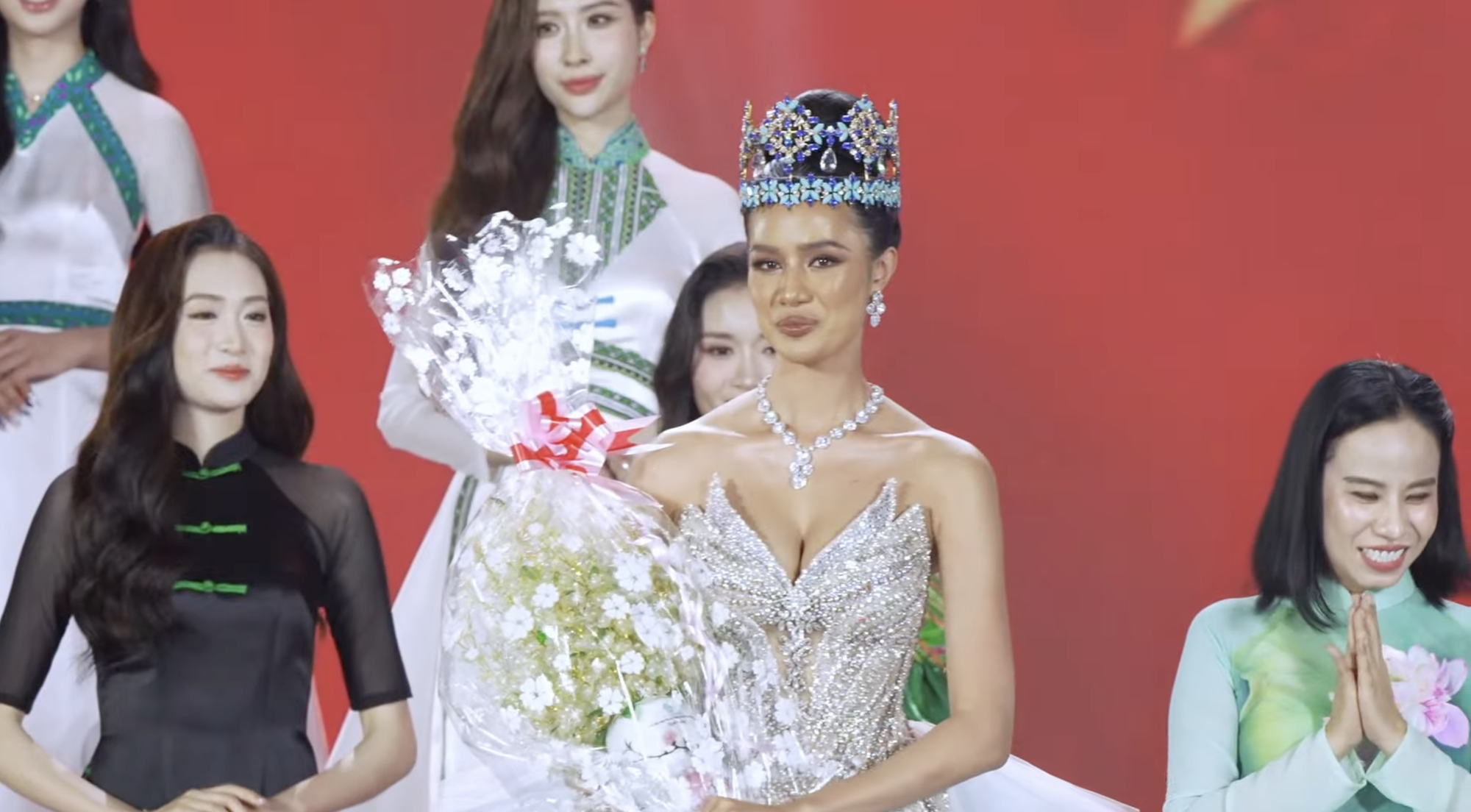 Chung kết Miss World Vietnam 2025: Chuẩn bị c&ocirc;ng bố T&acirc;n Hoa hậu- Ảnh 10.