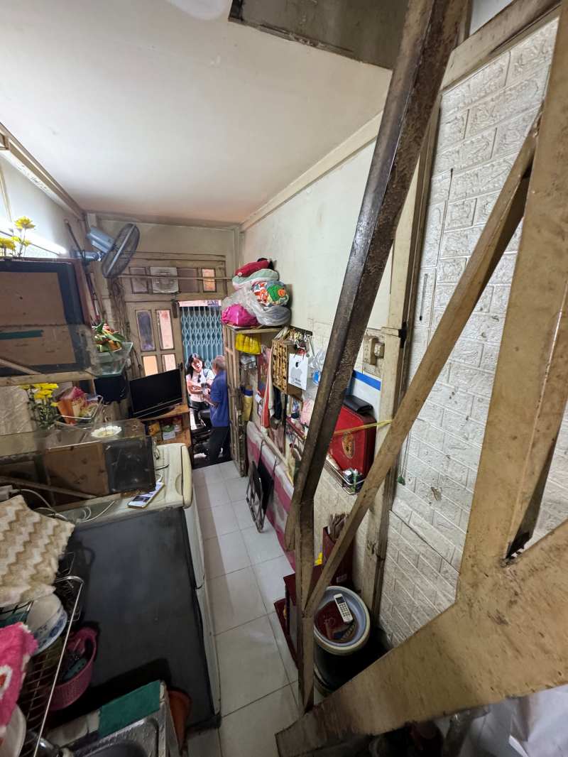 Mả Lạng: “Nghịch lý ổ chuột” giữa lõi đất vàng TP.HCM suốt gần 30 năm- Ảnh 6. Mả Lạng: “Nghịch lý ổ chuột” giữa lõi đất vàng TP.HCM suốt gần 30 năm- Ảnh 6.