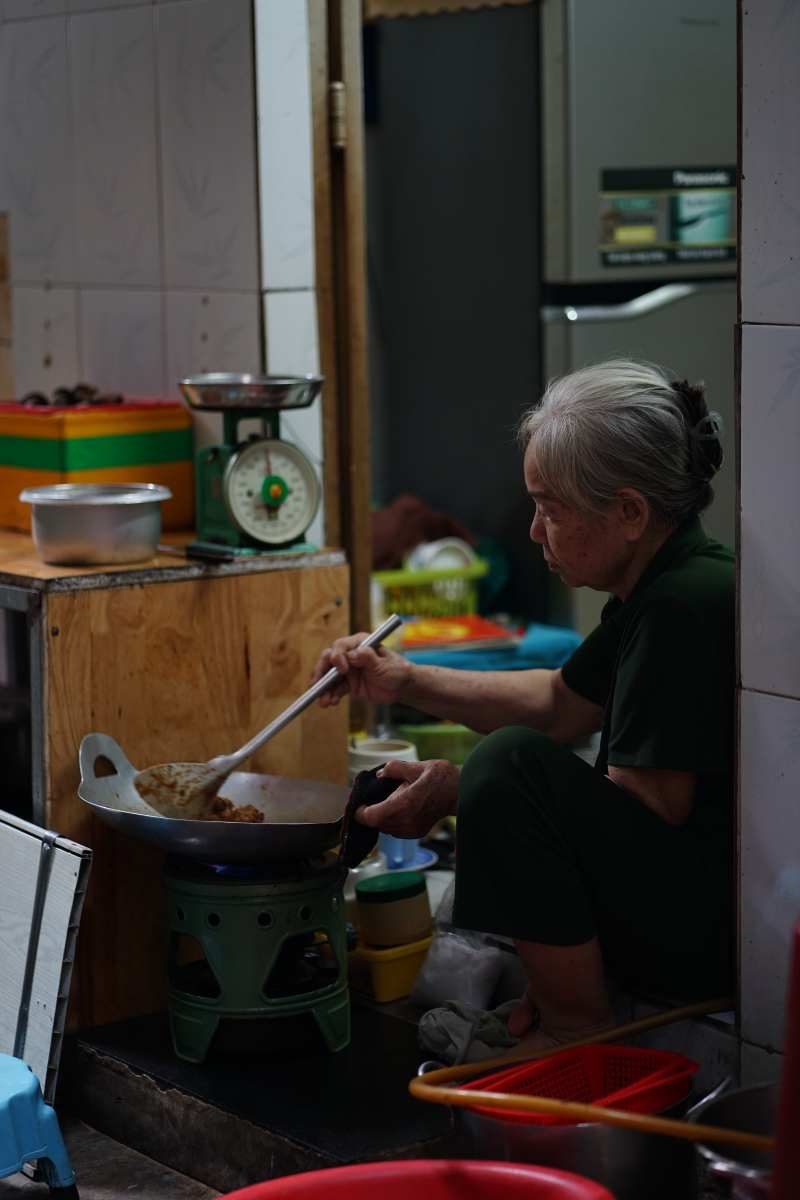 Mả Lạng: “Nghịch lý ổ chuột” giữa lõi đất vàng TP.HCM suốt gần 30 năm- Ảnh 9. Mả Lạng: “Nghịch lý ổ chuột” giữa lõi đất vàng TP.HCM suốt gần 30 năm- Ảnh 9.