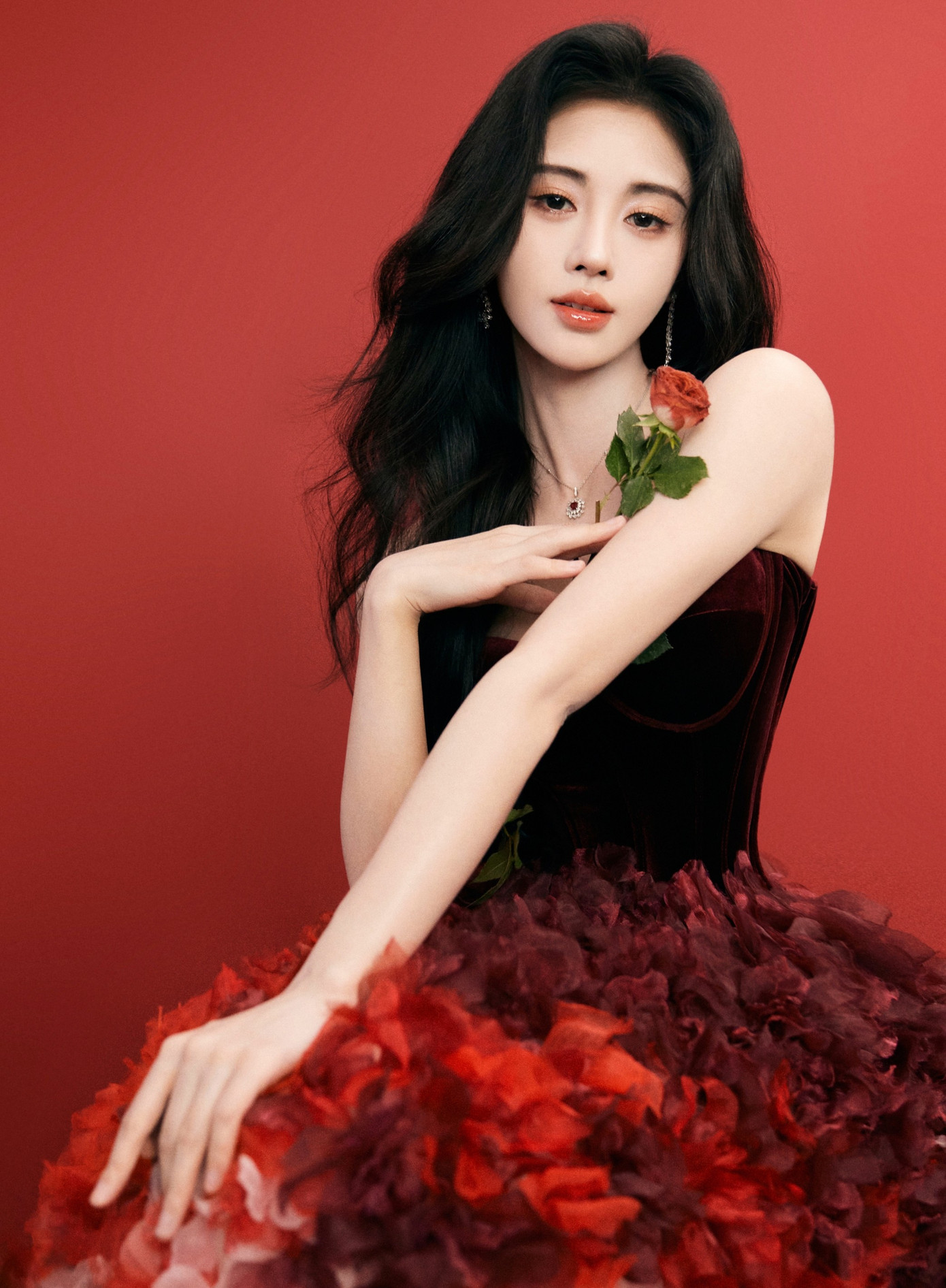 C&uacute;c Tịnh Y đối mặt với tranh chấp hợp đồng: Sự nghiệp v&agrave; tương lai rối ren - Ảnh 2.