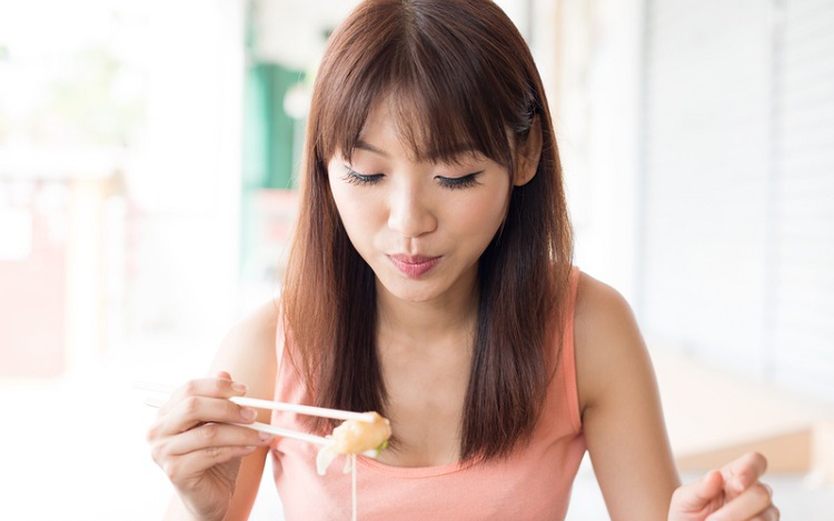 Người đ&agrave;n &ocirc;ng 42 tuổi tử vong do xuất huyết n&atilde;o, b&aacute;c sĩ n&oacute;i thẳng: Ăn s&aacute;ng theo 3 kiểu n&agrave;y, mạch m&aacute;u bằng th&eacute;p cũng vỡ - Ảnh 2.