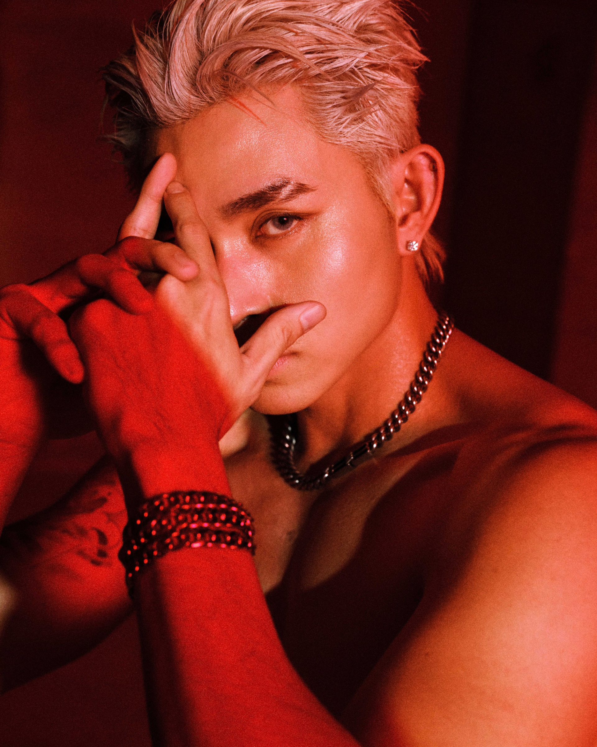 Jun Phạm v&agrave; MV Truth or Dare g&acirc;y tranh c&atilde;i: Hậu trường đằng sau h&igrave;nh ảnh mới - Ảnh 7.