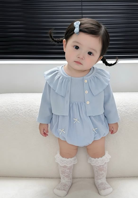 Bé gái vừa chào đời đã nổi như cồn trên mạng: Gương mặt thiên thần khiến dân mạng mê mẩn, y tá thốt lên trăm năm khó gặp! - Ảnh 3.