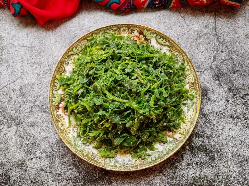 Món ăn từ loại rau giúp thanh nhiệt và bổ gan: 2 món ngon từ cỏ linh lăng - Ảnh 9. Món ăn từ loại rau giúp thanh nhiệt và bổ gan: 2 món ngon từ cỏ linh lăng - Ảnh 9.