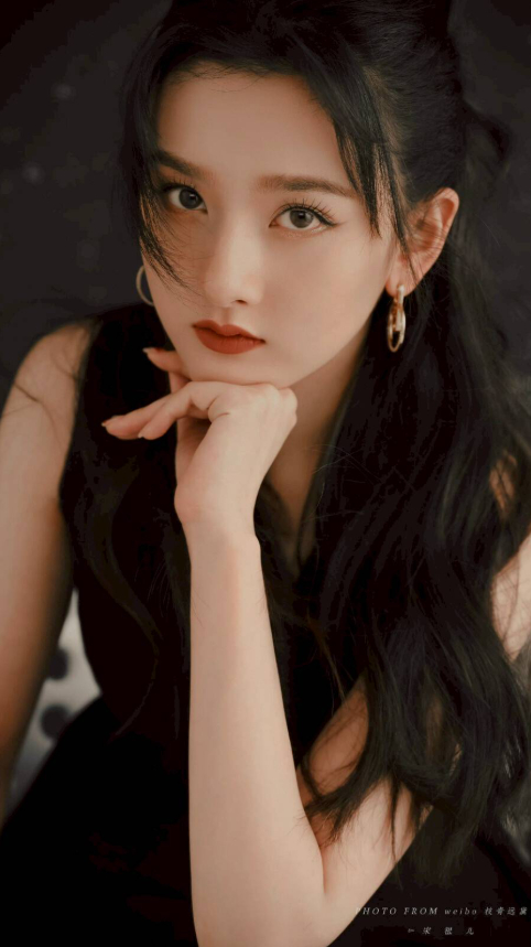 Tứ đại mỹ nh&acirc;n Trung Quốc thế hệ mới: Vương Sở Nhi&ecirc;n v&agrave; những tranh c&atilde;i bất ngờ - Ảnh 6.