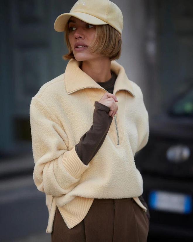 Phong c&aacute;ch New Old Money thể thao: Xu hướng thời trang s&agrave;nh điệu 2026 cho phụ nữ - Ảnh 5.