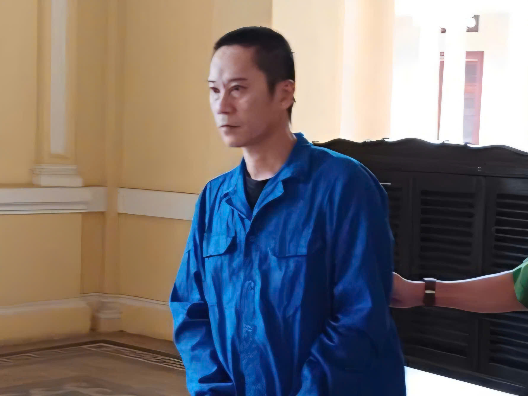 G&atilde; đ&agrave;n &ocirc;ng x&acirc;m hại trẻ tại ph&ograve;ng trọ: Vụ &aacute;n g&acirc;y chấn động x&atilde; hội 2026 - Ảnh 1.