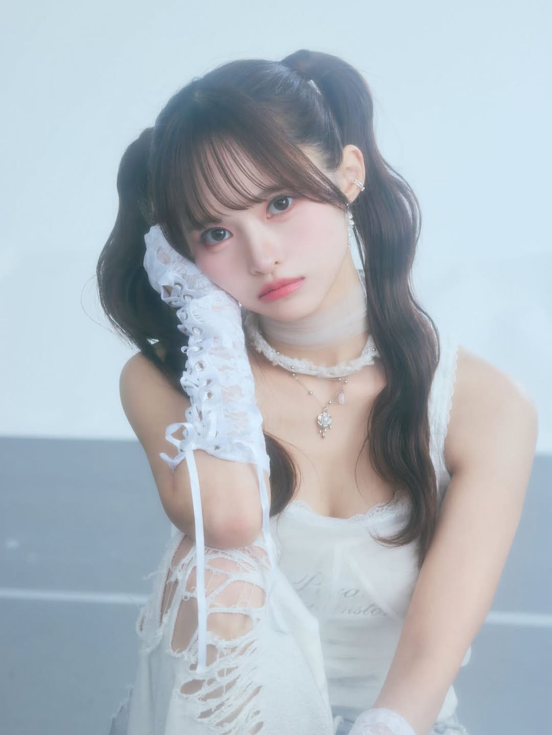 Nữ ca sĩ gen Z Fujisaki Nagi b&iacute; mật sinh 2 con ở tuổi 22 g&acirc;y sốc cho c&ocirc;ng ch&uacute;ng - Ảnh 1.