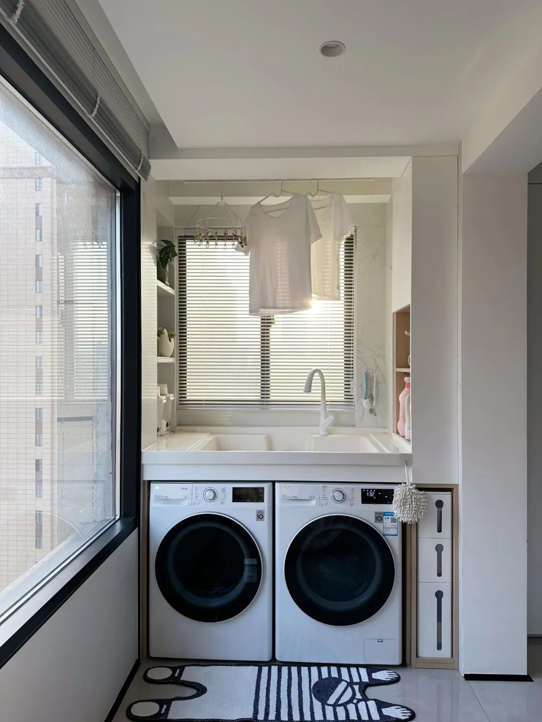 Thiết kế tủ kiểu mới của giới trẻ: Chỉ vài cm cũng biến thành không gian lưu trữ cực kỳ hiệu quả - Ảnh 3.