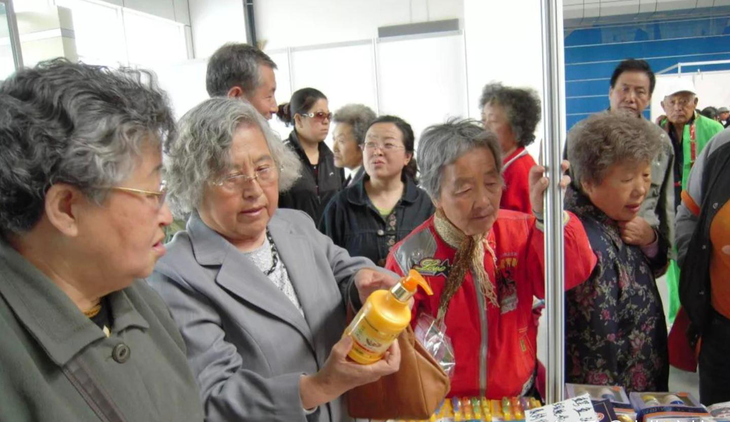 Tuổi 60 c&oacute; 600 triệu trong tay nhưng chi 200 triệu cho &ldquo;k&eacute;o d&agrave;i tuổi thọ&rdquo;: B&agrave;i to&aacute;n t&agrave;i ch&iacute;nh khiến nhiều gia đ&igrave;nh tranh c&atilde;i - Ảnh 1.