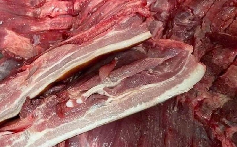 Cách nhận biết thịt lợn không an toàn bằng mắt thường