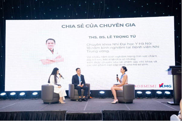 Giải m&atilde; b&agrave;i to&aacute;n uống sữa bằng b&igrave;nh qua từng giai đoạn ph&aacute;t triển của trẻ tại sự kiện ra mắt Grosmimi Việt Nam - Ảnh 3.