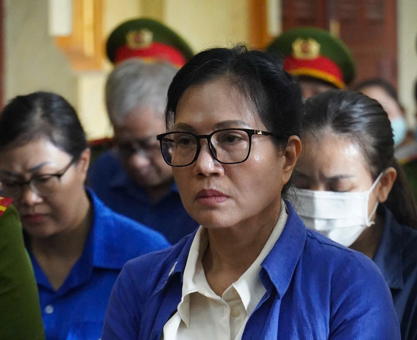 Cựu Tổng gi&aacute;m đốc SJC l&ecirc; th&uacute;y Hằng xin giảm nhẹ h&igrave;nh phạt trong phi&ecirc;n t&ograve;a ph&uacute;c thẩm - Ảnh 1.