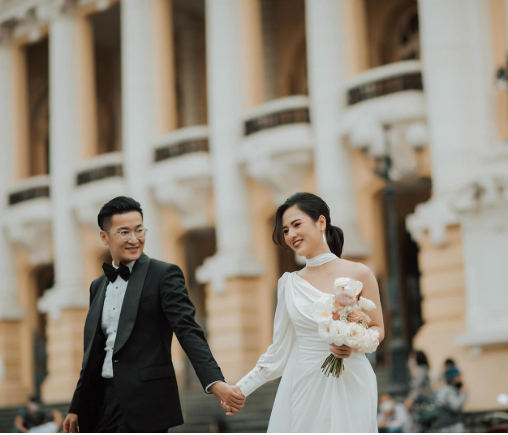 Cặp đ&ocirc;i Việt Hoa v&agrave; Vương Trọng Tr&iacute; chuẩn bị tổ chức đ&aacute;m cưới sau 5 năm chờ đợi - Ảnh 4.