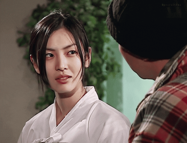 kim-so-yeon29-1772773706096-17727737063411271519536.gif