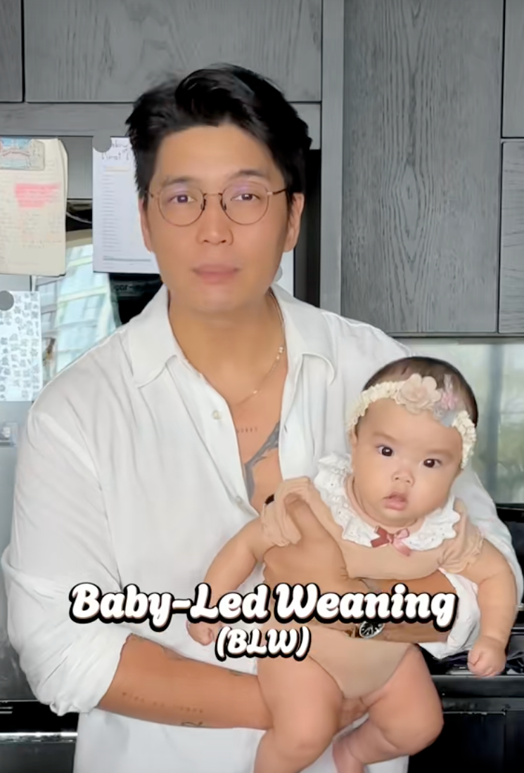 &Aacute;i nữ của Ng&ocirc; Thanh V&acirc;n ch&iacute;nh thức ăn dặm, Huy Trần khoe loạt &ldquo;đồ nghề&rdquo; xịn s&ograve;, một chiếc m&aacute;y đ&atilde; hơn 6 triệu khiến c&aacute;c mẹ bỉm trầm trồ- Ảnh 3.