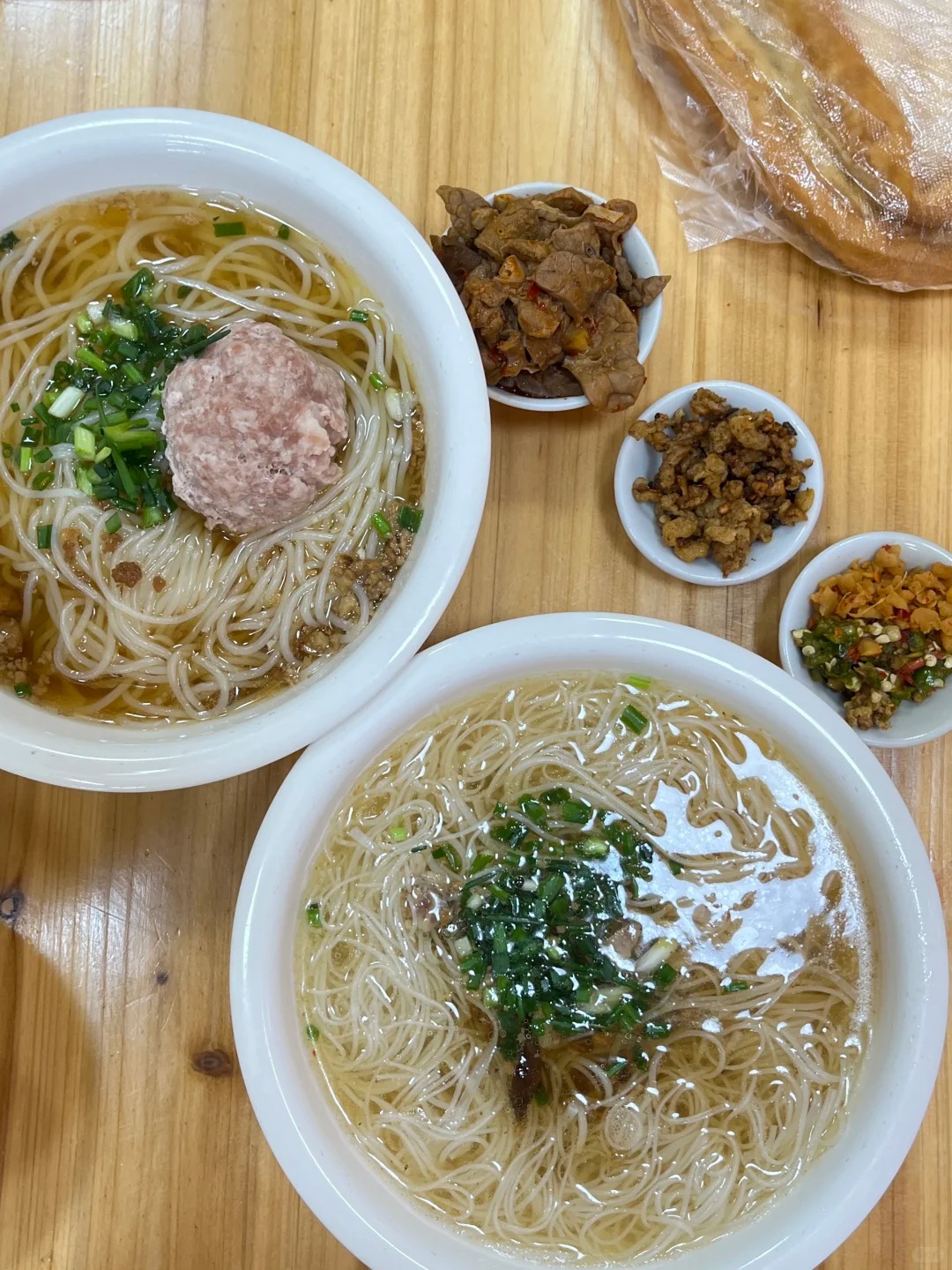 Kẹo tơ sen Kim Khê: Thức quà tuổi thơ độc đáo của người dân Phủ Châu - Ảnh 18. Kẹo tơ sen Kim Khê: Thức quà tuổi thơ độc đáo của người dân Phủ Châu - Ảnh 18.