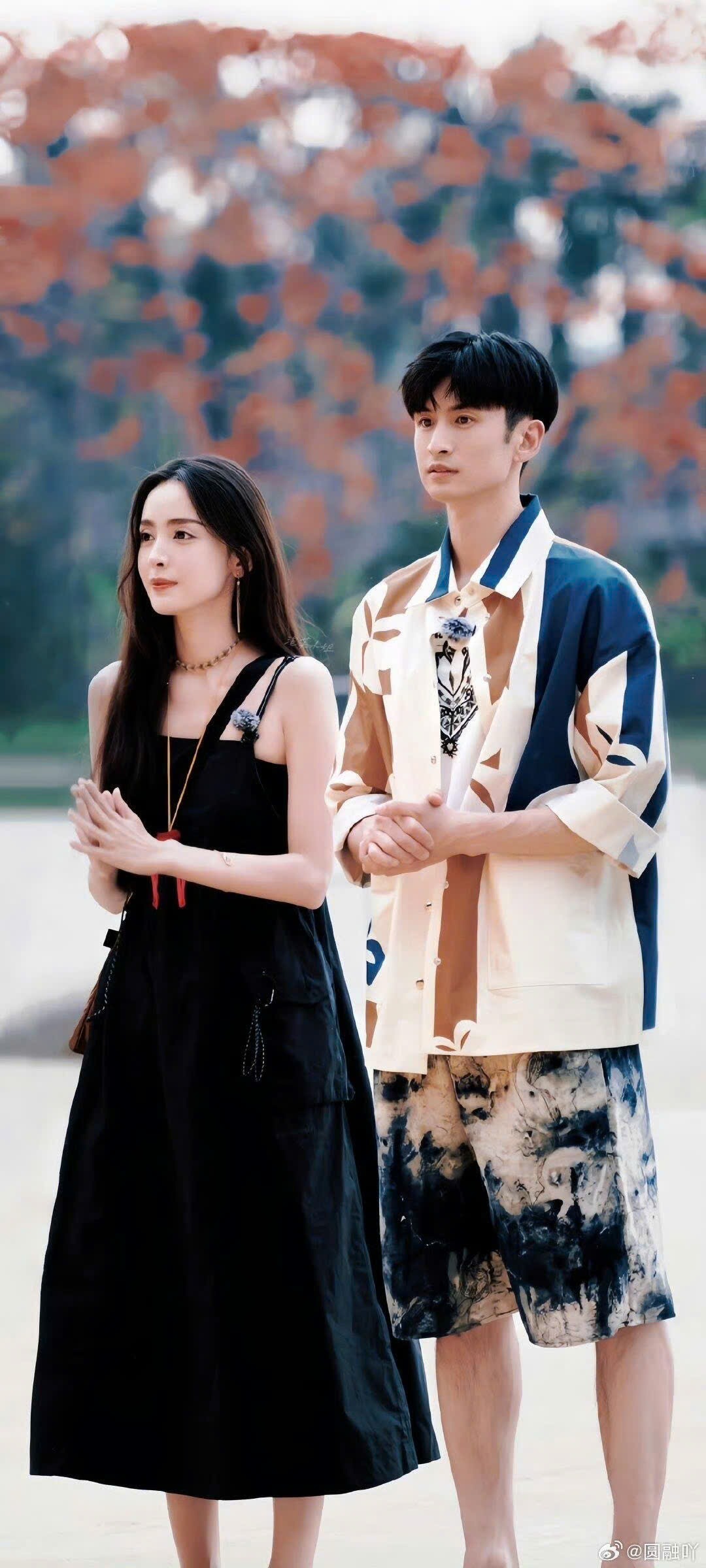 Cổ Lực Na Tr&aacute;t quay xe h&agrave;n gắn với t&igrave;nh cũ Trương V&acirc;n Long sau khi chia tay Tần Diệc Minh - Ảnh 4.