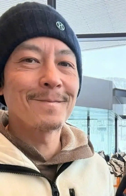 Trần Qu&aacute;n Hy gầy rộc g&acirc;y sốc , h&igrave;nh ảnh Badboy kh&eacute;t tiếng cấm cửa showbiz 2026 - Ảnh 6.