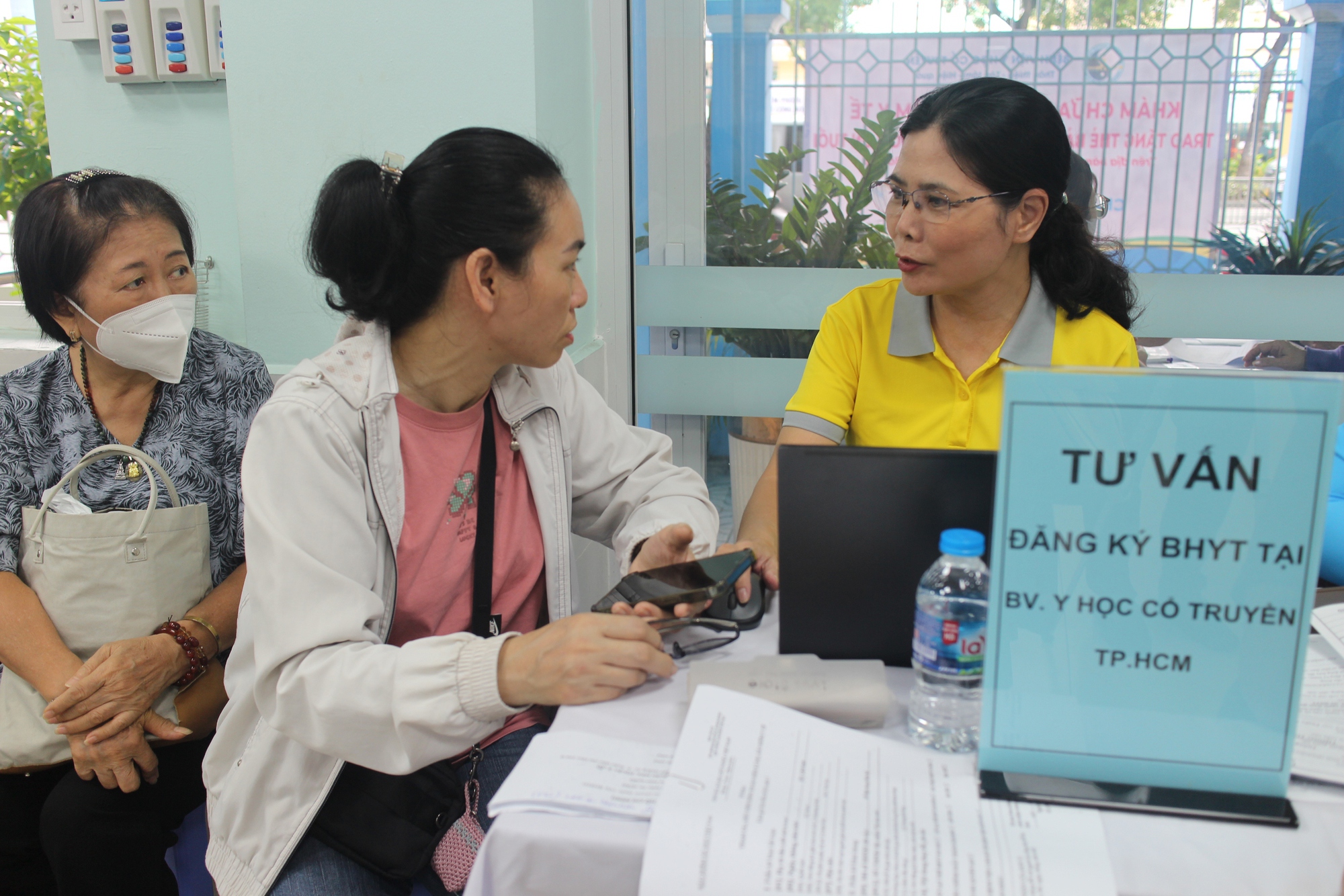 Mức hưởng BHYT: Cùng tuyến, trái tuyến theo quy định mới nhất năm 2026 - Ảnh 1.