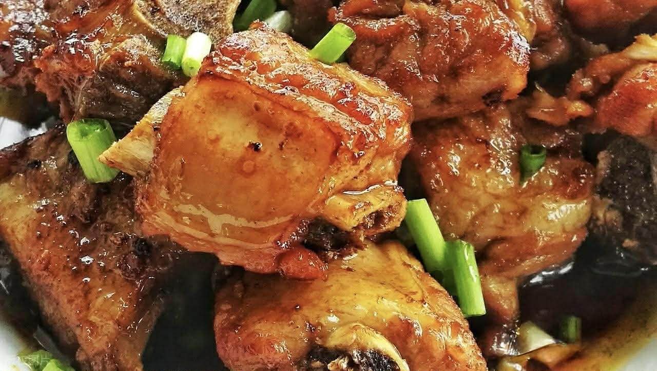 B&iacute; quyết để m&oacute;n sườn heo tuyệt ngon: 2 thứ n&ecirc;n th&ecirc;m v&agrave; 3 thứ kh&ocirc;ng n&ecirc;n th&ecirc;m! - Ảnh 1.