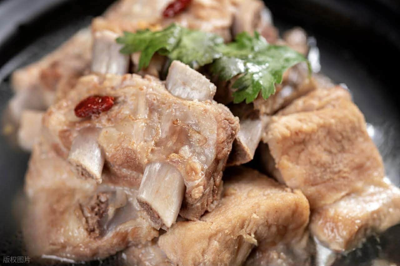 B&iacute; quyết để m&oacute;n sườn heo tuyệt ngon: 2 thứ n&ecirc;n th&ecirc;m v&agrave; 3 thứ kh&ocirc;ng n&ecirc;n th&ecirc;m! - Ảnh 2.