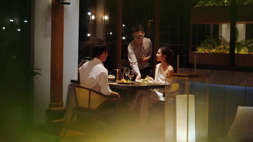 Bếp trưởng t&agrave;i năng khai mở h&agrave;nh tr&igrave;nh n&acirc;ng tầm ẩm thực tại Radisson Blu Resort Cam Ranh - Ảnh 2.