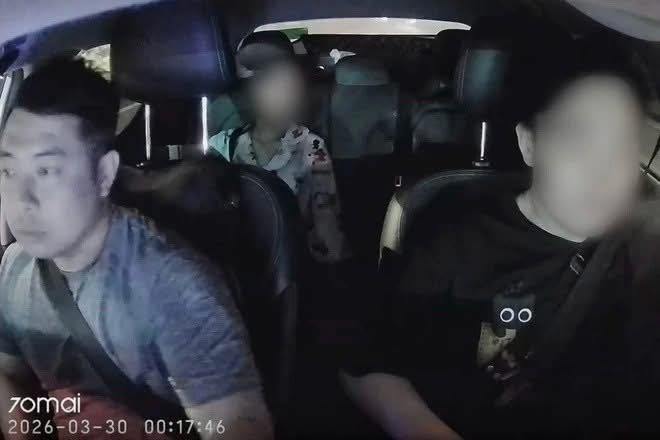 T&agrave;i xế chờ 6 tiếng kh&ocirc;ng thấy kh&aacute;ch quỵt tiền cuốc xe 300km từ Thanh H&oacute;a đến Hải Ph&ograve;ng - Ảnh 1.