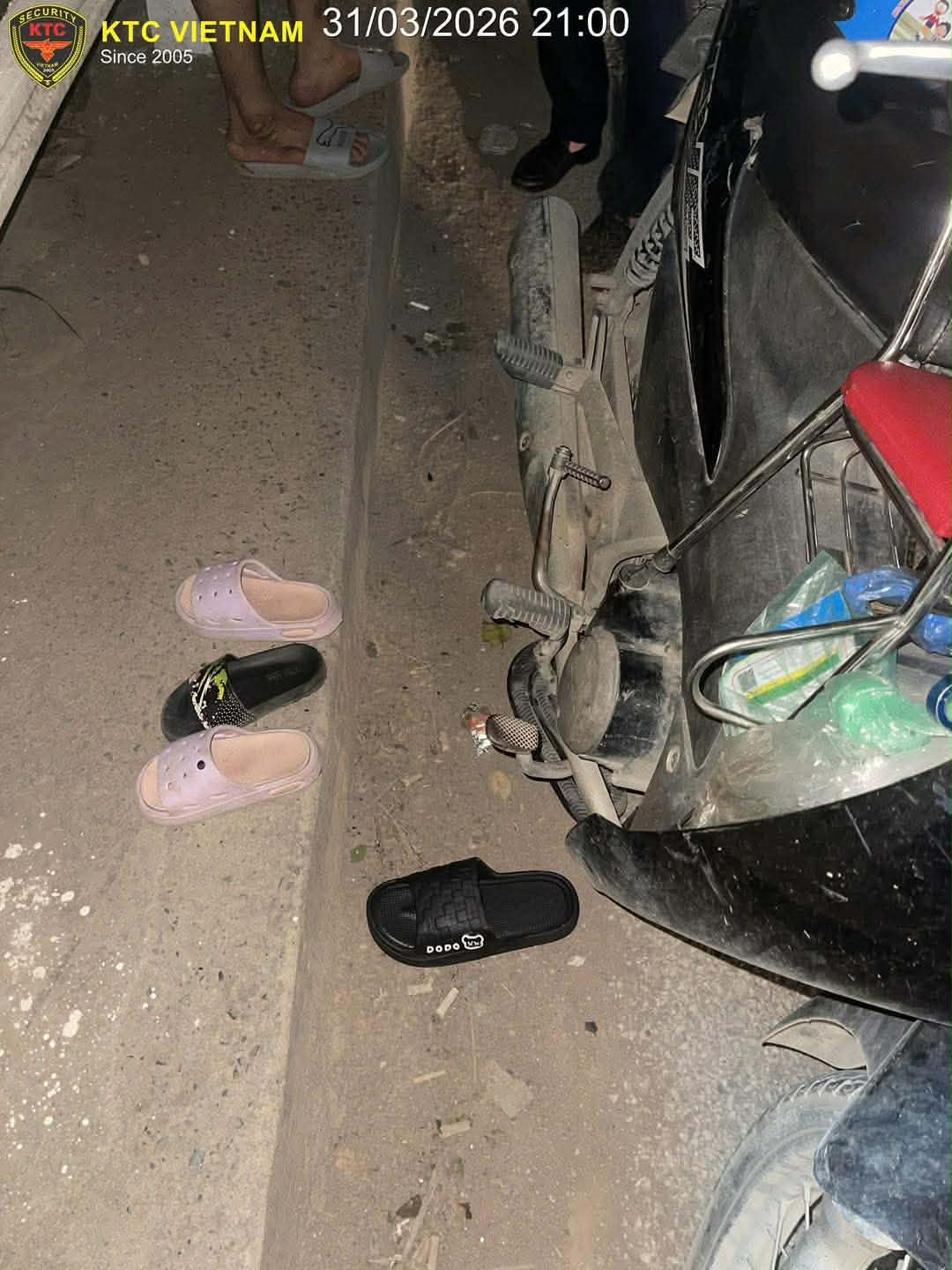 Tìm thấy 3 mẹ con an toàn Sau sự cố cống Xuân Quan , câu chuyện cảm động - Ảnh 3. Tìm thấy 3 mẹ con an toàn Sau sự cố cống Xuân Quan , câu chuyện cảm động - Ảnh 3.