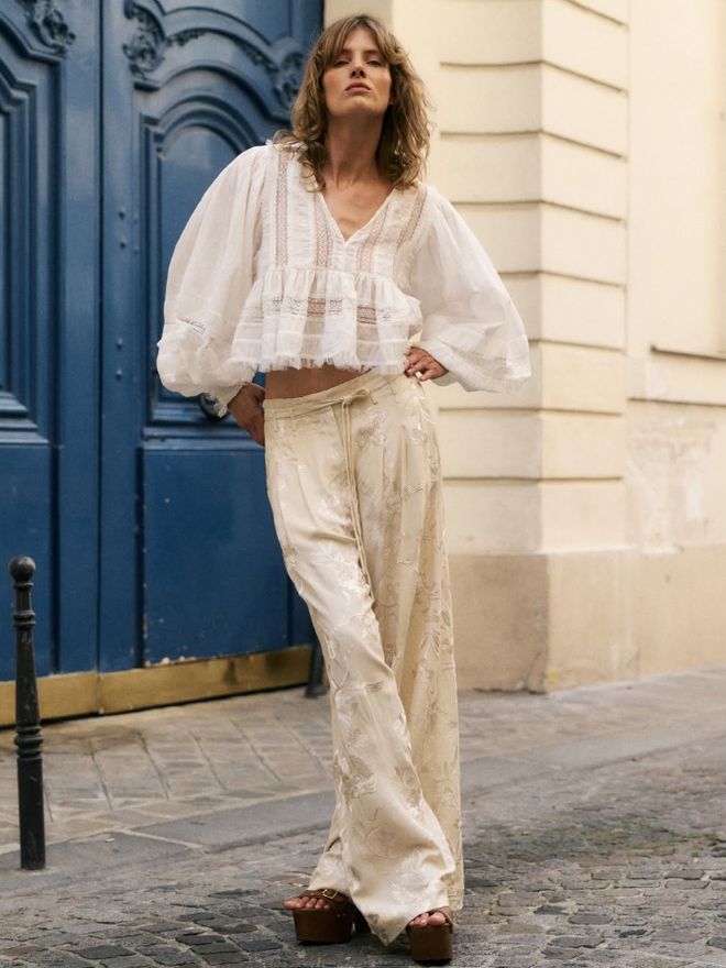 B&egrave;o nh&uacute;n: Chi tiết thời trang cứu rỗi v&oacute;c d&aacute;ng năm 2026 - Ảnh 18.