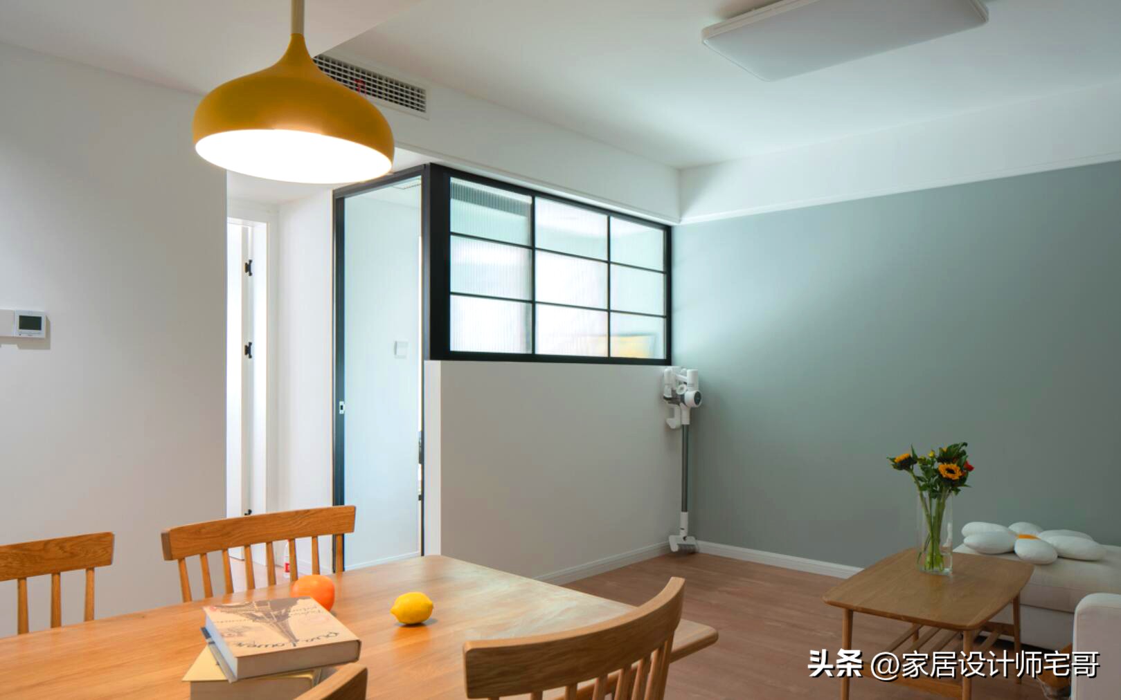 Lần đầu thấy căn hộ 53m&sup2; c&oacute; 3 ph&ograve;ng ngủ, 2 ph&ograve;ng kh&aacute;ch m&agrave; vẫn rộng r&atilde;i: C&aacute;ch cải tạo khiến ai cũng bất ngờ - Ảnh 4.