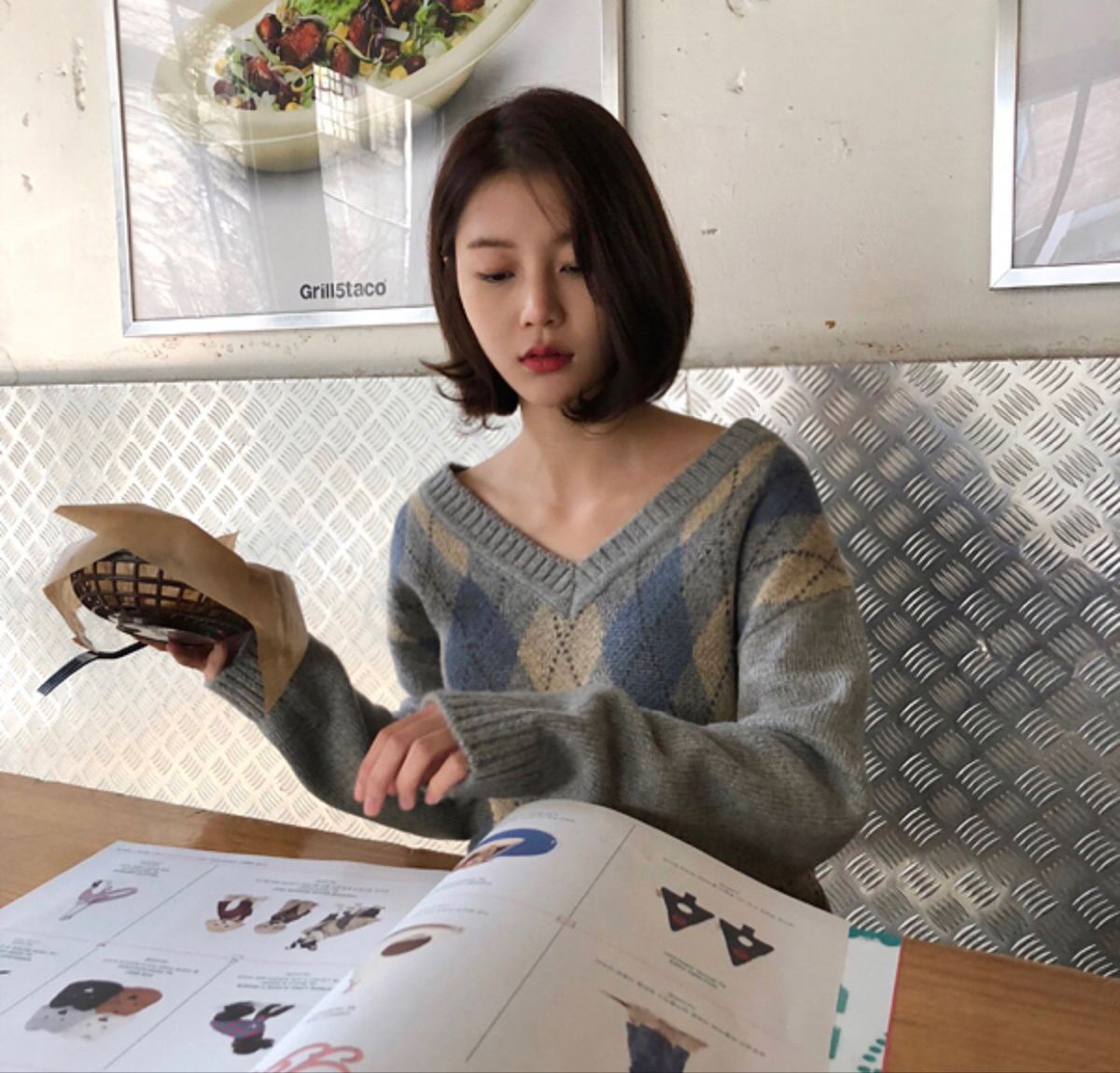 Làm freelance, tiết kiệm giỏi, không nợ thẻ tín dụng: Người trẻ chọn tự chủ tài chính kiểu mới - Ảnh 2.