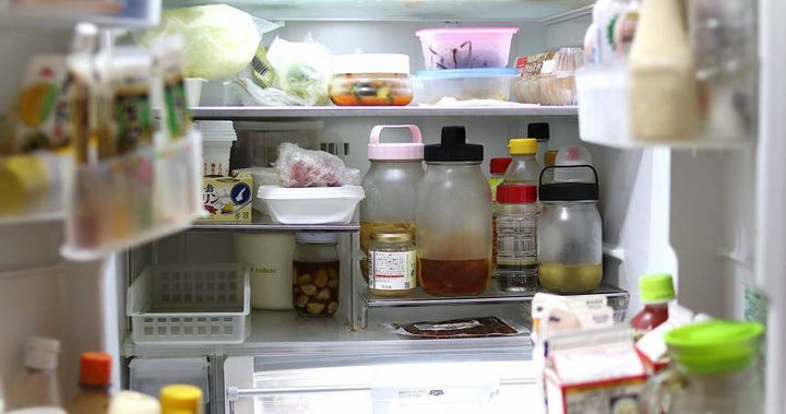 Ăn đồ thừa trong tủ lạnh nguy hiểm cho b&agrave; bầu v&agrave; thai nhi - Ảnh 1.