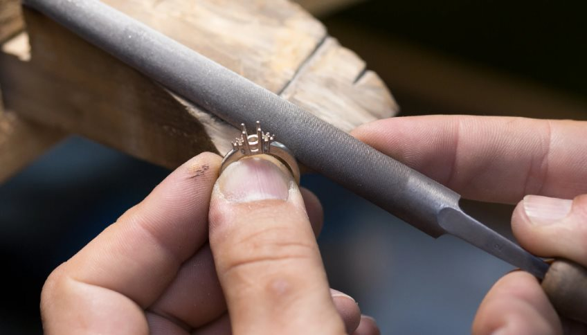 Huy Thanh Jewelry Bị thanh tra đột xuất: Doanh nghiệp V&agrave;ng bạc l&agrave;m ăn ra sao năm 2026 - Ảnh 2.