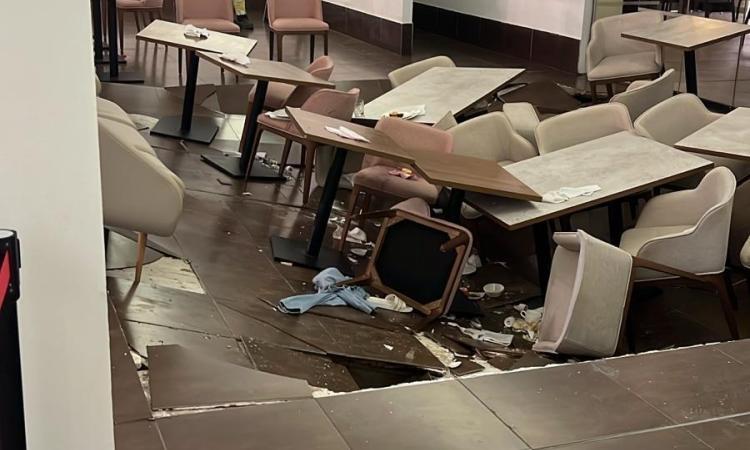 Sập s&agrave;n ph&ograve;ng ăn tại kh&aacute;ch sạn Rey Don Jaime: 150 Người sơ t&aacute;n khẩn cấp - Ảnh 1.