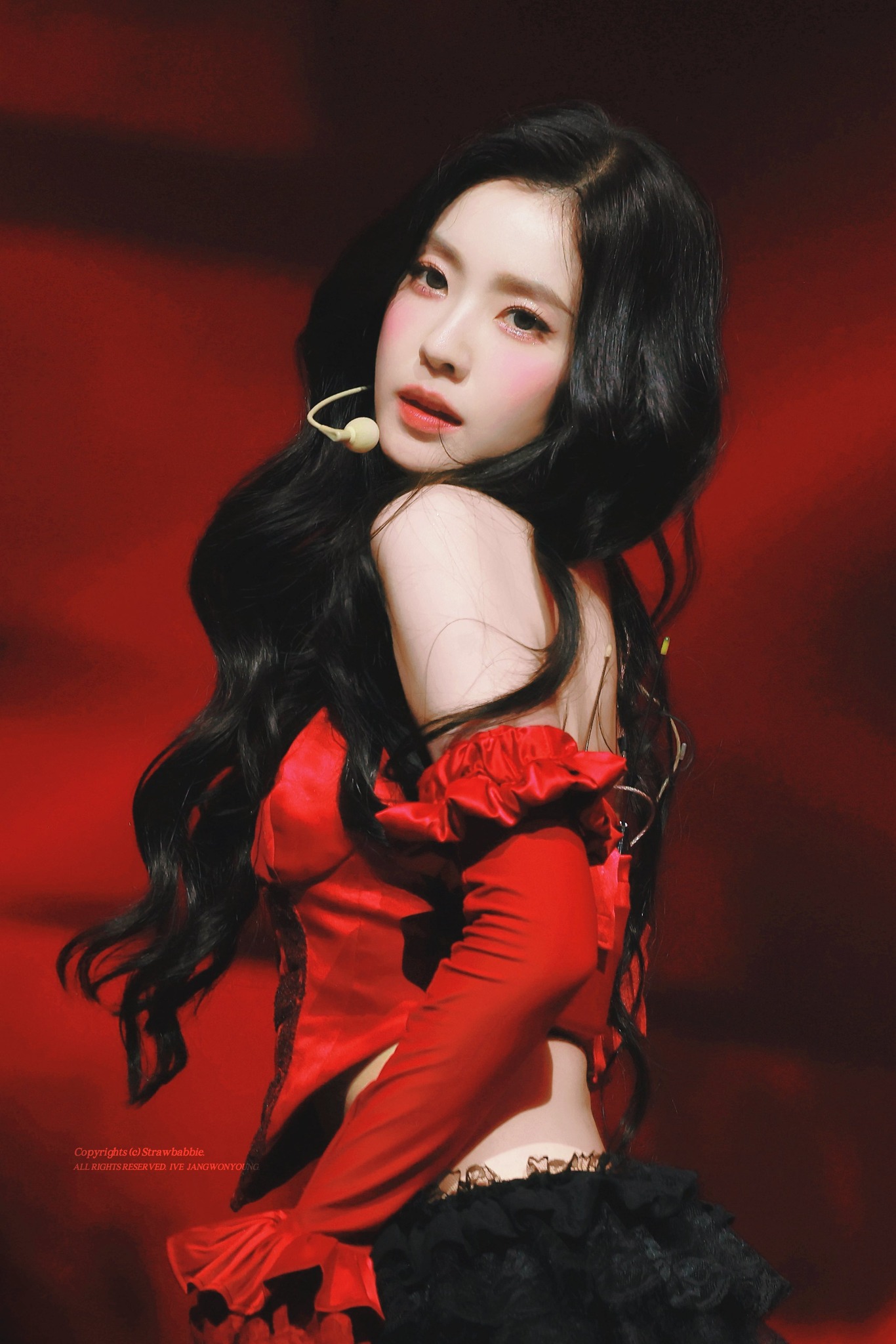 Hậu trường Red Velvet: Irene v&agrave; những tranh c&atilde;i quanh giọng h&aacute;t trong Biggest Fan - Ảnh 10.