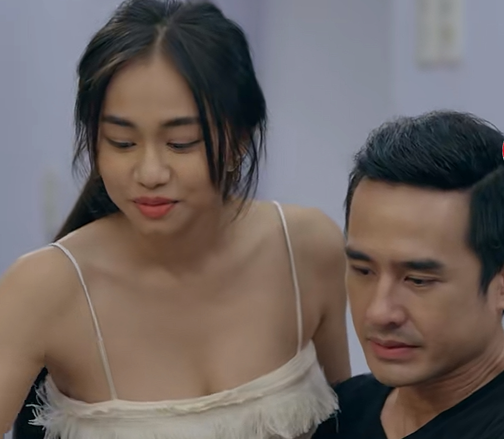 Ng&acirc;n H&ograve;a l&ecirc;n tiếng khi bị ch&ecirc; vai tiểu tam g&acirc;y bức x&uacute;c m&agrave;n ảnh hiện tại - Ảnh 4.